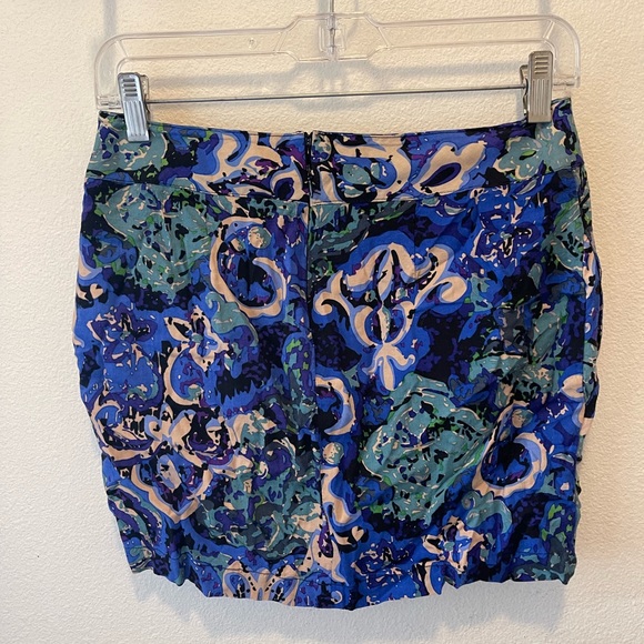 Forever 21 Mini Skirt - Picture 2 of 4